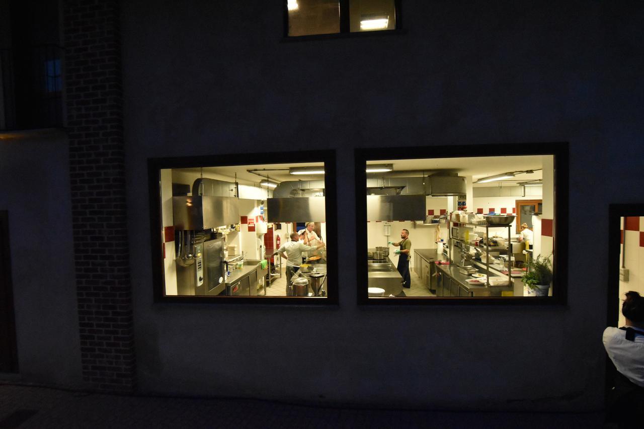 Hotel Ultimo Borgo Settimo Torinese Kültér fotó