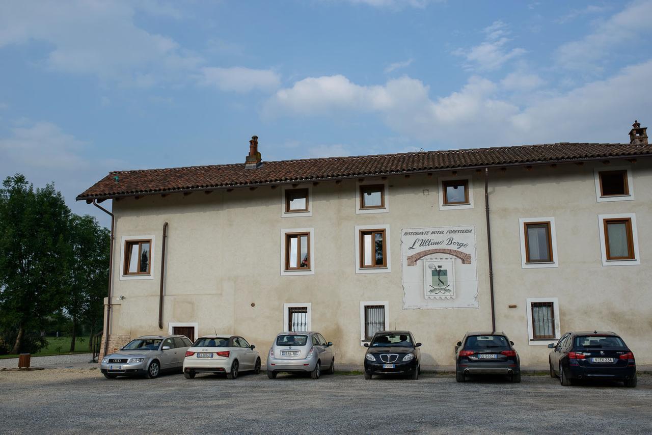Hotel Ultimo Borgo Settimo Torinese Kültér fotó