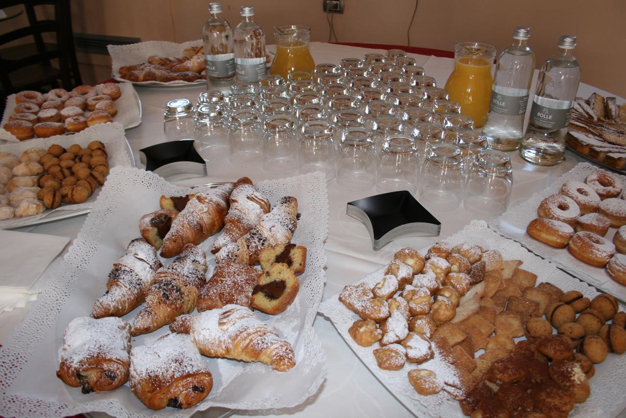 Hotel Ultimo Borgo Settimo Torinese Kültér fotó