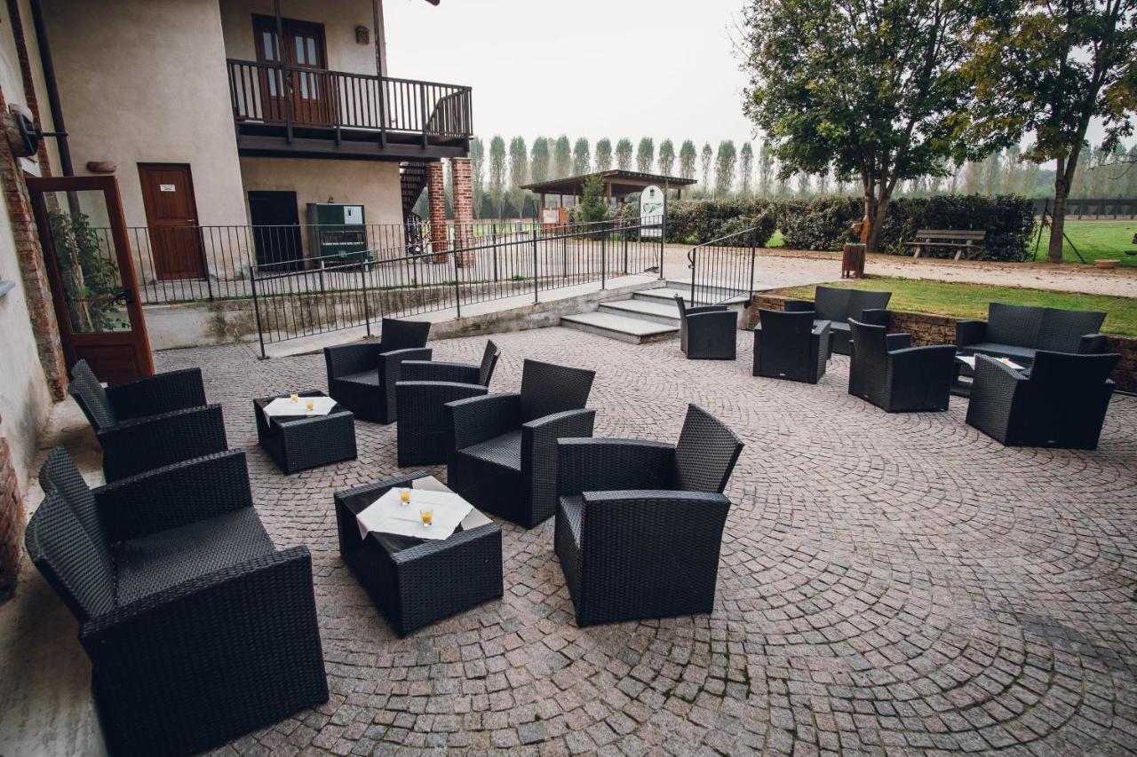 Hotel Ultimo Borgo Settimo Torinese Kültér fotó